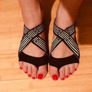 Nike ‘studio wrap’ yoga training shoes